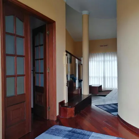 Casa Travessa Da Quinta מונדים דה בסטו