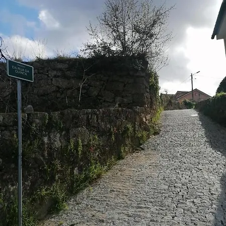 Casa Travessa Da Quinta בית נופש מונדים דה בסטו
